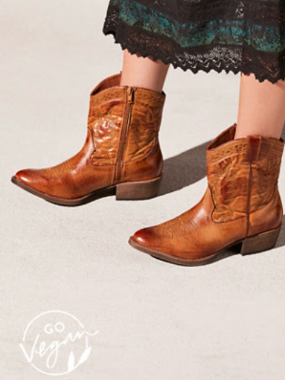 Vegan cowboy boots | Size 8 | Brown